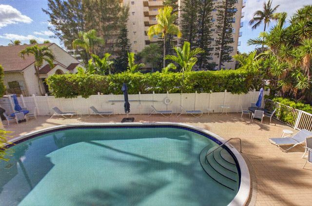 3575 S Ocean Boulevard 205, South Palm Beach, FL 33480