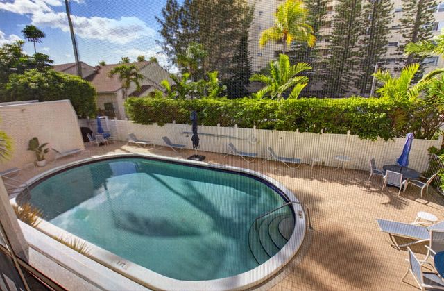 3575 S Ocean Boulevard 205, South Palm Beach, FL 33480