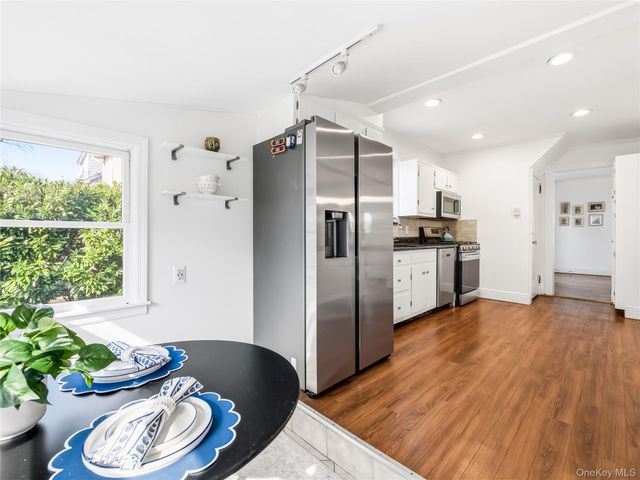 138 Hillcrest Avenue, Manhasset, NY 11030