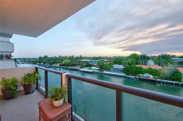 9800 W Bay Harbor Drive 503, Bay Harbor Islands, FL 33154