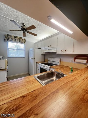 9301 Central Park DR 102, Fort Myers, FL 33919