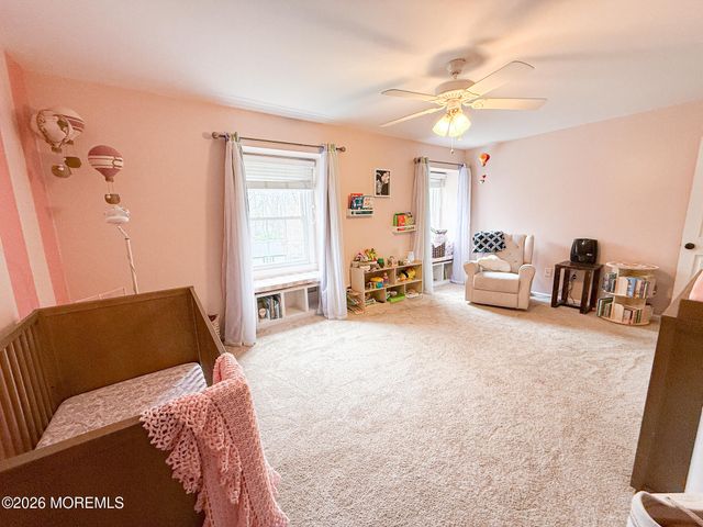 58 Foxwood Run, Middletown, NJ 07748