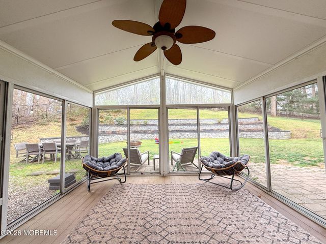 58 Foxwood Run, Middletown, NJ 07748