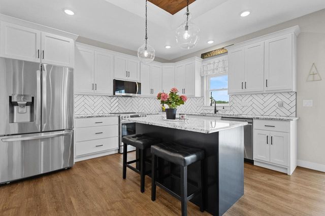 2971 S WEILER ROAD, Kaukauna, WI 54130