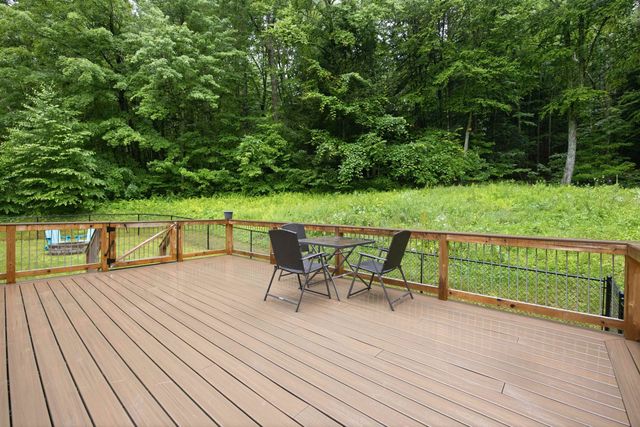 345 Riverdale Road, New Boston, NH 03070