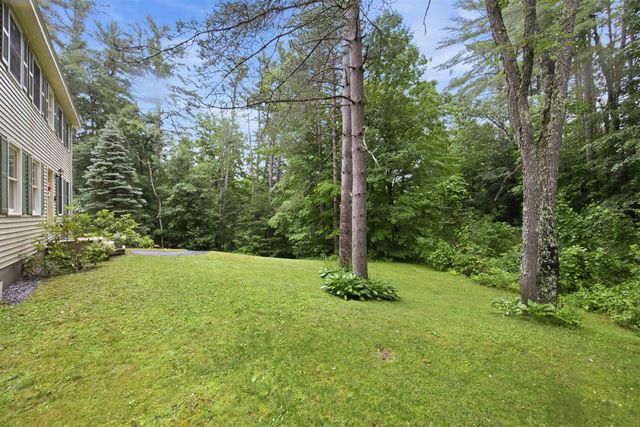 345 Riverdale Road, New Boston, NH 03070
