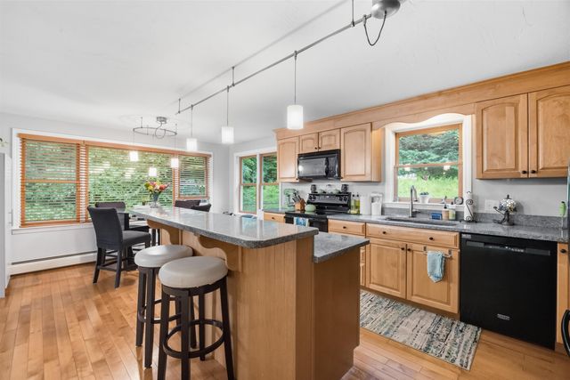 345 Riverdale Road, New Boston, NH 03070