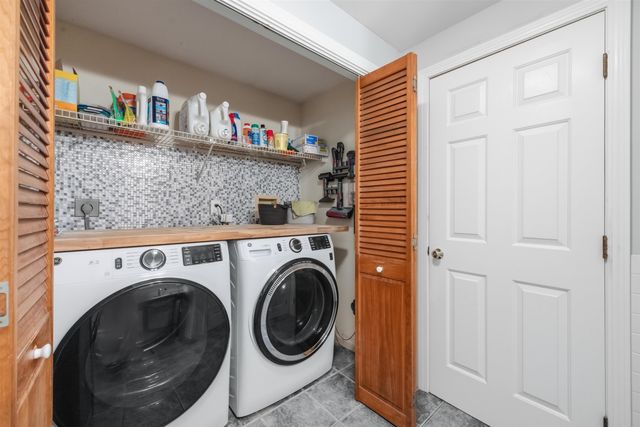 345 Riverdale Road, New Boston, NH 03070