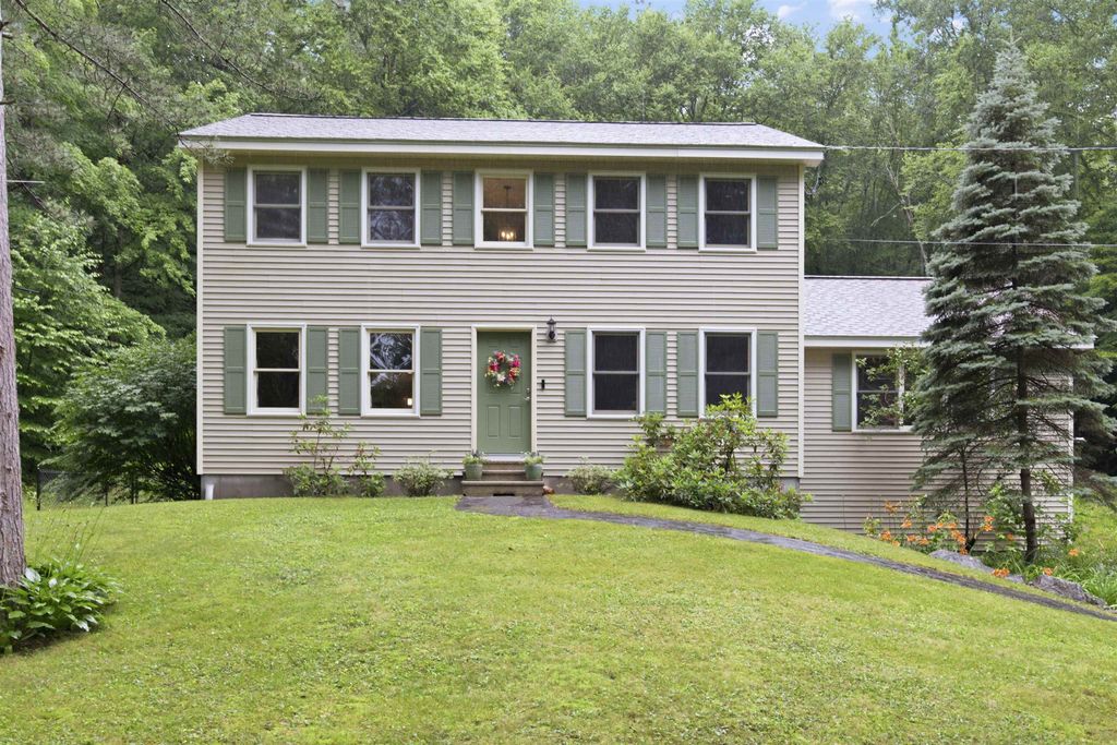 345 Riverdale Road, New Boston, NH 03070