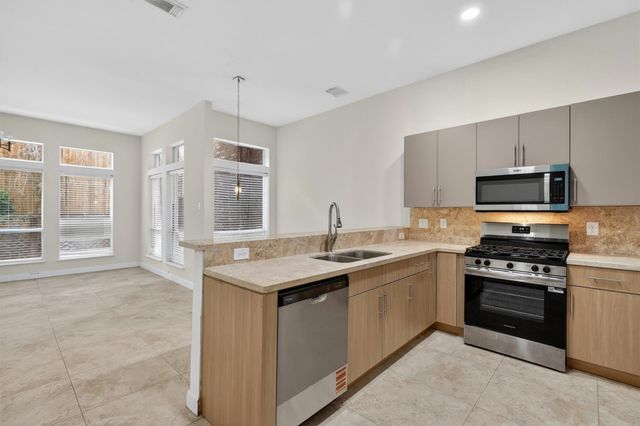 4720 Post Oak Timber Drive 23, Houston, TX 77056