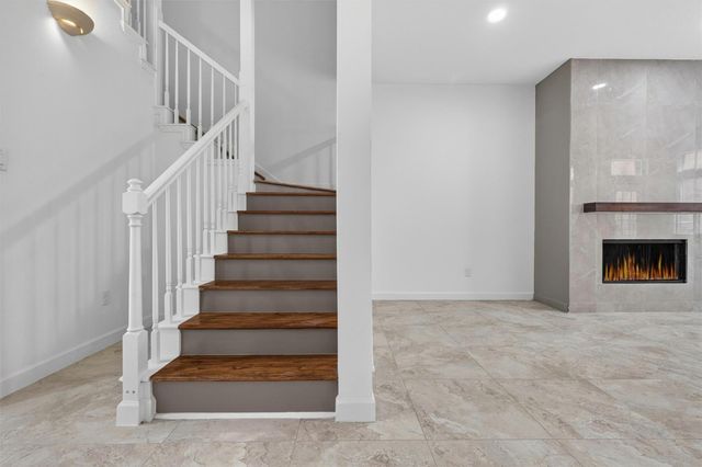 4720 Post Oak Timber Drive 23, Houston, TX 77056