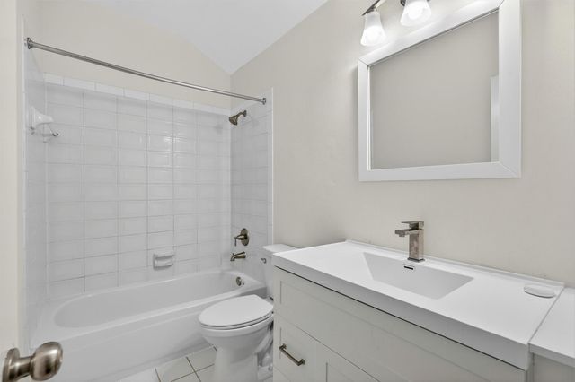 4720 Post Oak Timber Drive 23, Houston, TX 77056