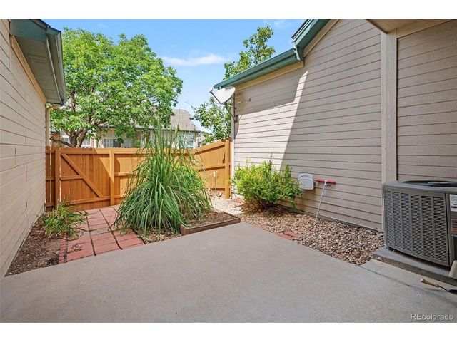 9976 E Hawaii Pl, Denver, CO 80247