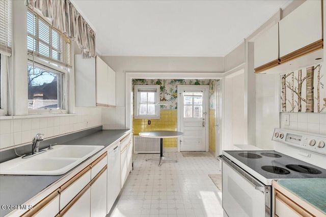 1028 Maryland Avenue, Schenectady, NY 12308