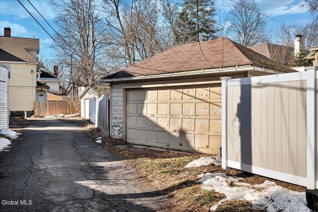 1028 Maryland Avenue, Schenectady, NY 12308