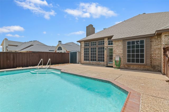 4508 Lake Ridge Drive, The Colony, TX 75056
