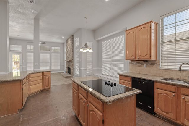 4508 Lake Ridge Drive, The Colony, TX 75056