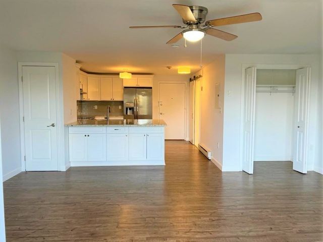 1321 Worcester Rd Unit 607, Framingham, MA 01701