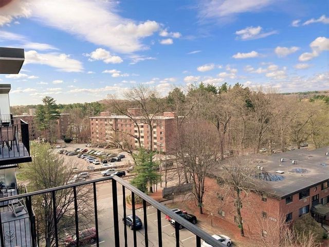 1321 Worcester Rd Unit 607, Framingham, MA 01701