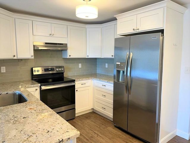 1321 Worcester Rd Unit 607, Framingham, MA 01701