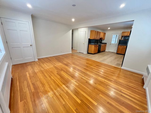 103 Bennett Avenue 1, Yonkers, NY 10701