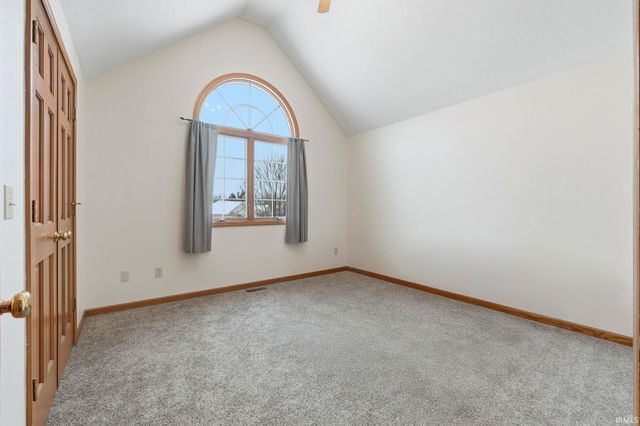 10121 Mesa Glen Court, Fort Wayne, IN 46804