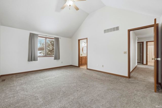 10121 Mesa Glen Court, Fort Wayne, IN 46804