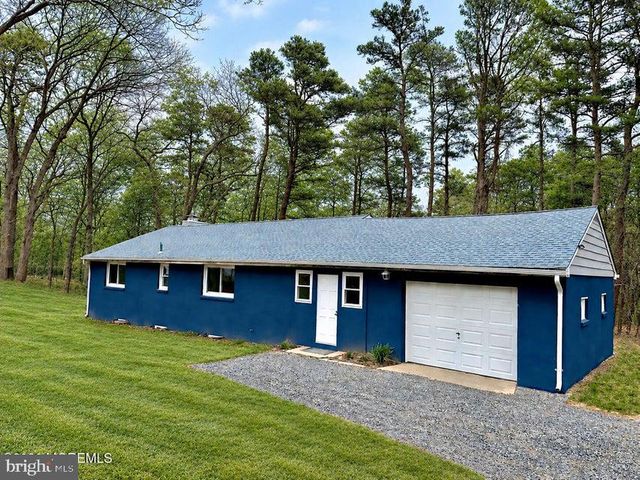 135 S MAIN ST, Barnegat, NJ 08005
