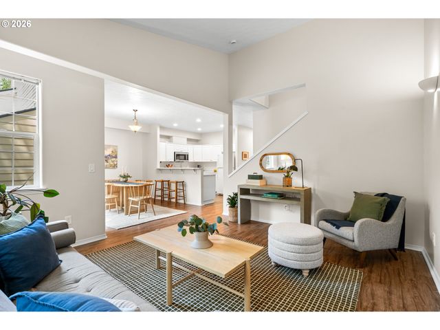 14422 Se OREGON TRAIL Dr, Clackamas, OR 97015