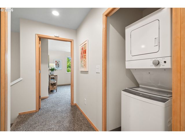 14422 Se OREGON TRAIL Dr, Clackamas, OR 97015