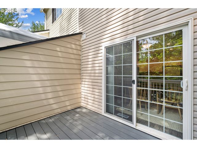 14422 Se OREGON TRAIL Dr, Clackamas, OR 97015