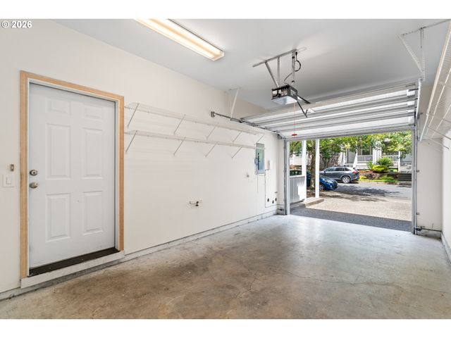 14422 Se OREGON TRAIL Dr, Clackamas, OR 97015