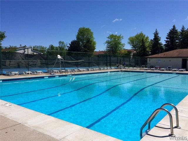 1251 Charlesgate Circle, Amherst, NY 14051