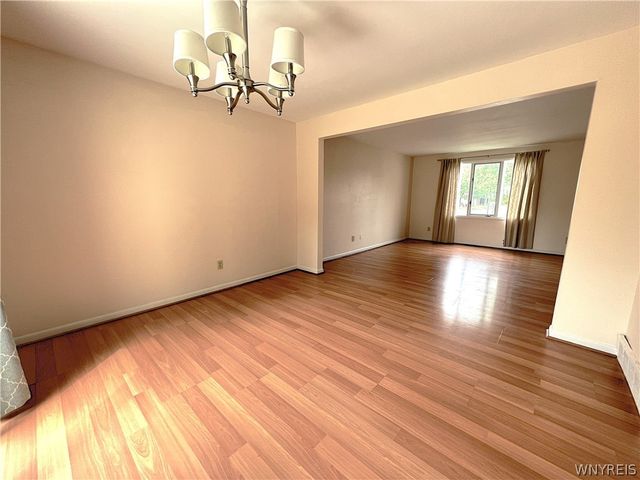 1251 Charlesgate Circle, Amherst, NY 14051