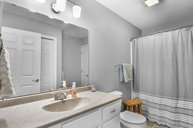 1084 Stonewood Crossing, Sun Prairie, WI 53590