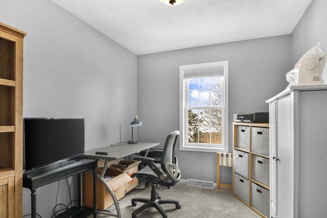 1084 Stonewood Crossing, Sun Prairie, WI 53590