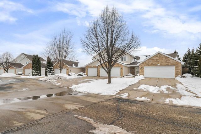 1084 Stonewood Crossing, Sun Prairie, WI 53590