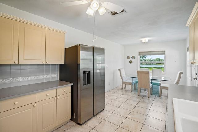 4421 28TH AVENUE N, St Petersburg, FL 33713