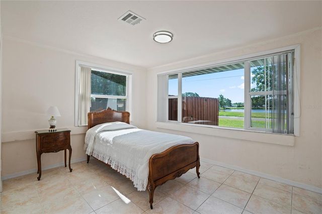 4421 28TH AVENUE N, St Petersburg, FL 33713