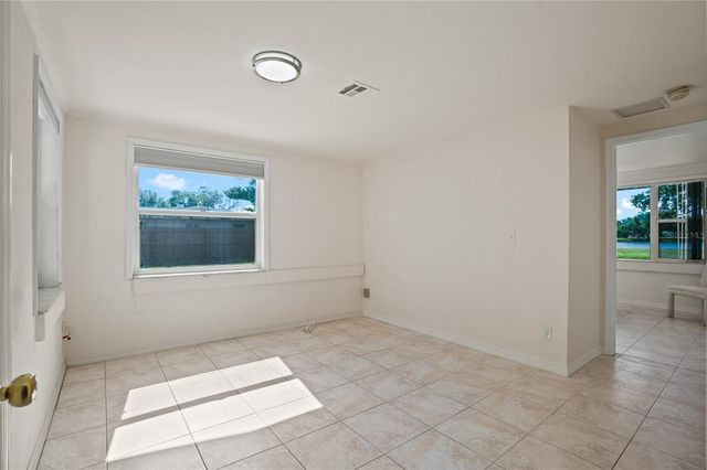 4421 28TH AVENUE N, St Petersburg, FL 33713