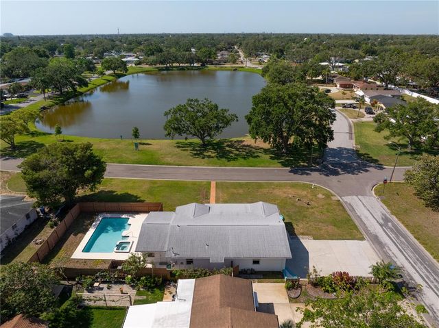 4421 28TH AVENUE N, St Petersburg, FL 33713