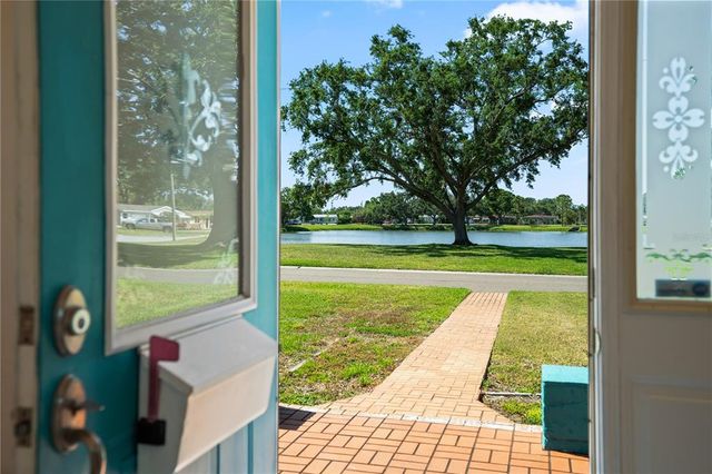 4421 28TH AVENUE N, St Petersburg, FL 33713