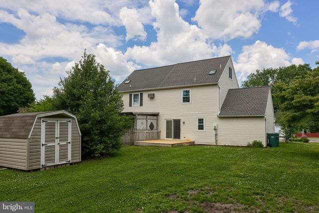 14 HEMLOCK LN, Strasburg, PA 17579