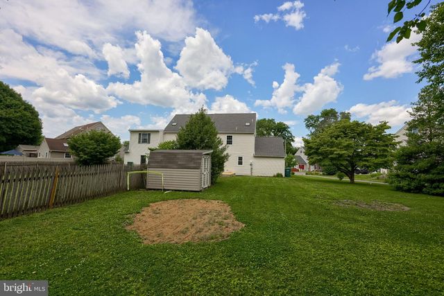 14 HEMLOCK LN, Strasburg, PA 17579