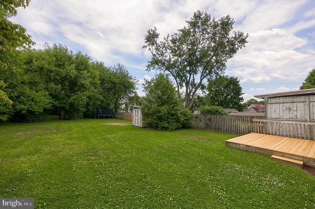 14 HEMLOCK LN, Strasburg, PA 17579