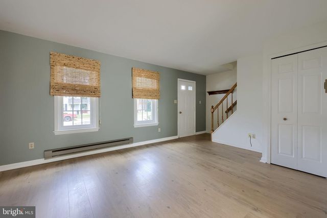 14 HEMLOCK LN, Strasburg, PA 17579