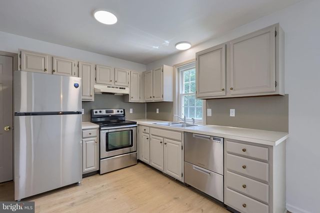 14 HEMLOCK LN, Strasburg, PA 17579