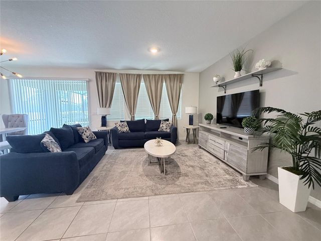 7523 OAKMOSS LOOP, Davenport, FL 33837