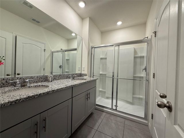 7523 OAKMOSS LOOP, Davenport, FL 33837