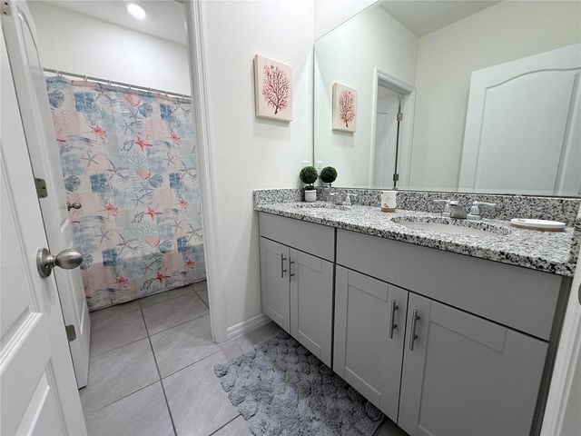 7523 OAKMOSS LOOP, Davenport, FL 33837